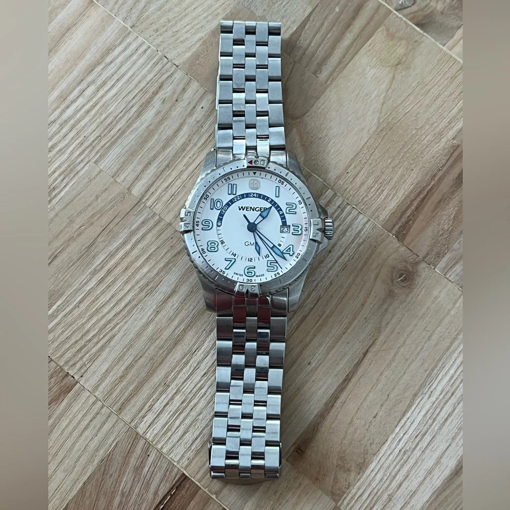 Wenger Men’s Watch Large White Dial Stainless Steel Bracelet Date Window 24 Hour
